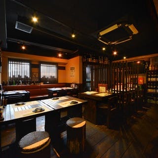 古民家風の落ち着いた大人の空間