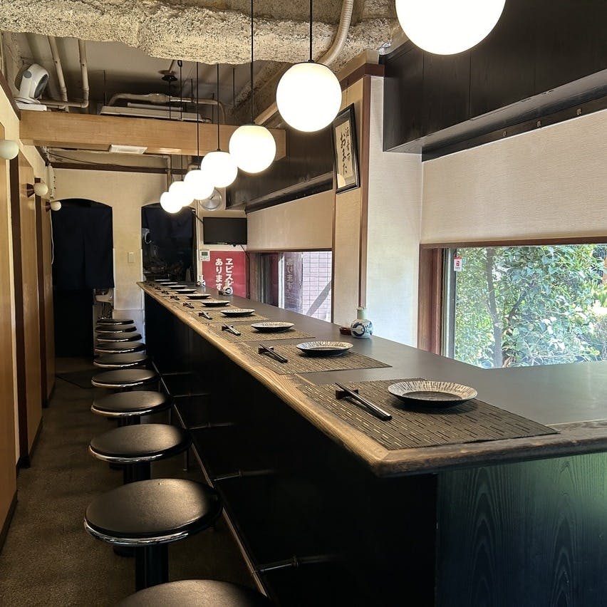 池袋駅近くの落ち着いた雰囲気の店内