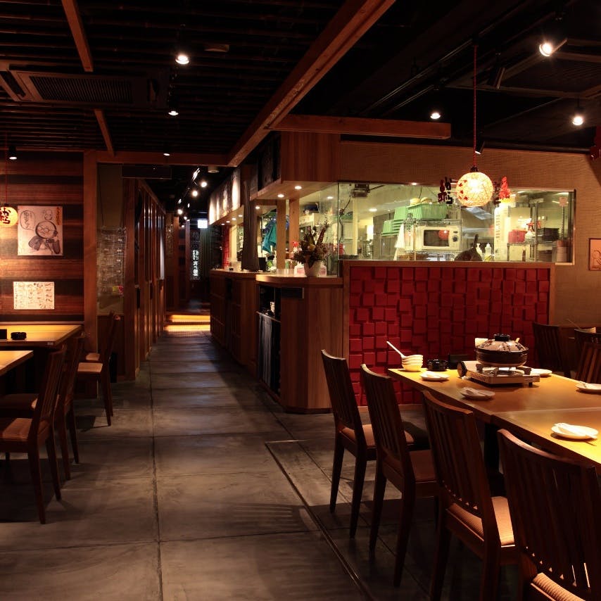 選べる辛さの赤から鍋