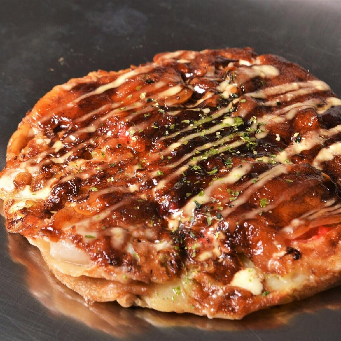 ミックス玉：海の幸と豚肉の絶妙なハーモニー