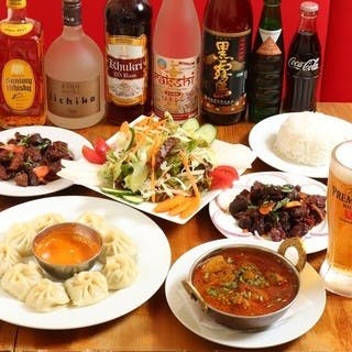 多彩なコースとハッピーアワー