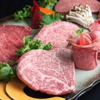 お得な食べ放題は5,300円から