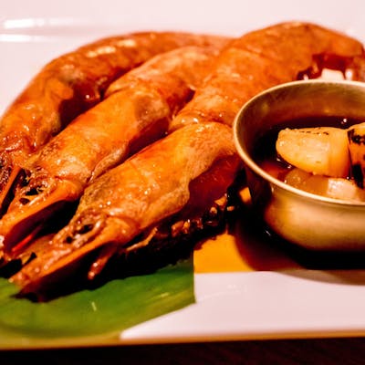 素材の旨味を引き立てた「醤油漬け盛り合わせ」