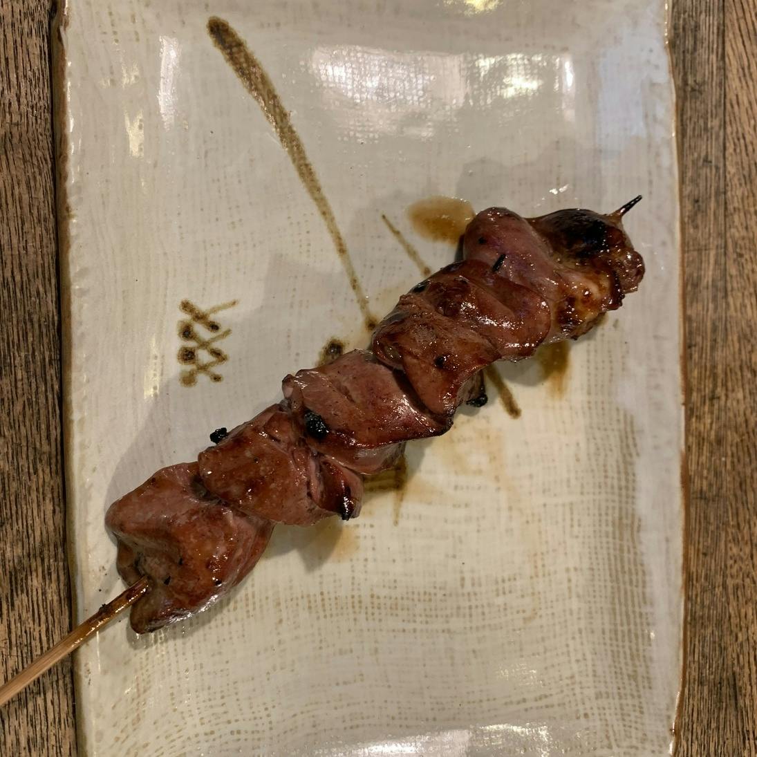 炭火で焼き上げる絶品焼き鳥