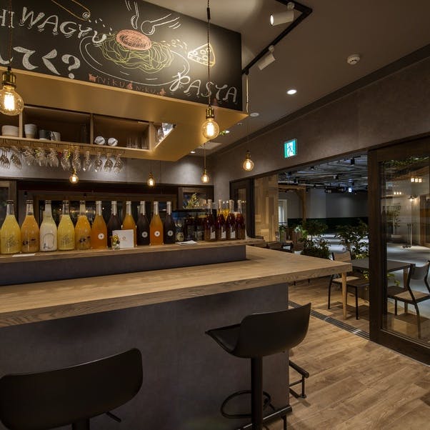 温かみのある空間でカジュアルに創作イタリアンを堪能