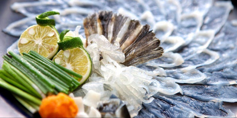 たらば蟹と河豚のコース