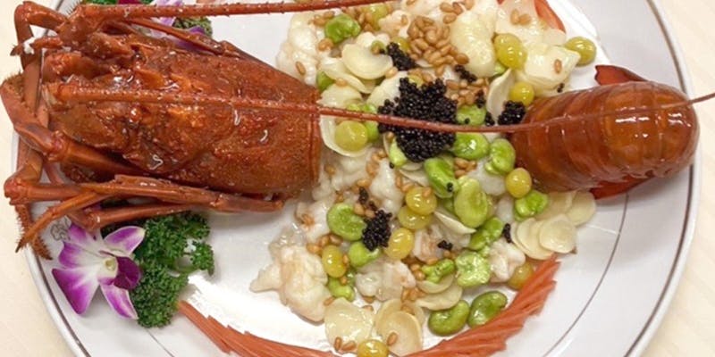 【料理長おまかせ特選コース】厳選食材を使用しお客様のご希望に寄り添います