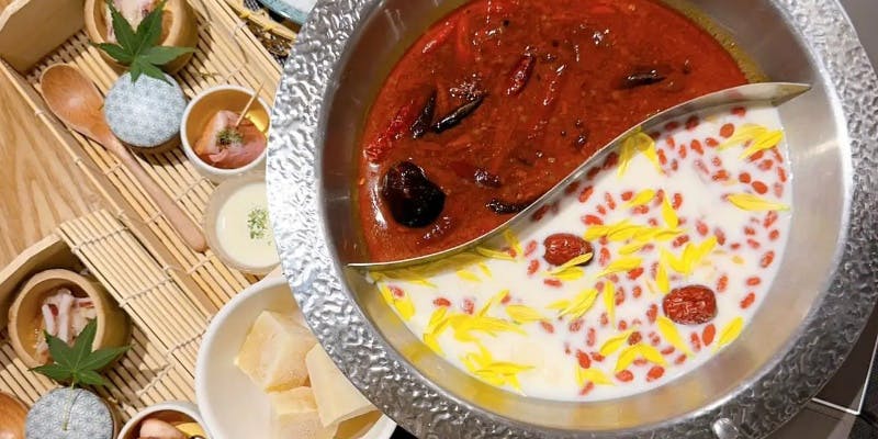 【初めての方に】3種類の薬膳スープで食べる薬膳お鍋コース＋2時間飲み放題付き