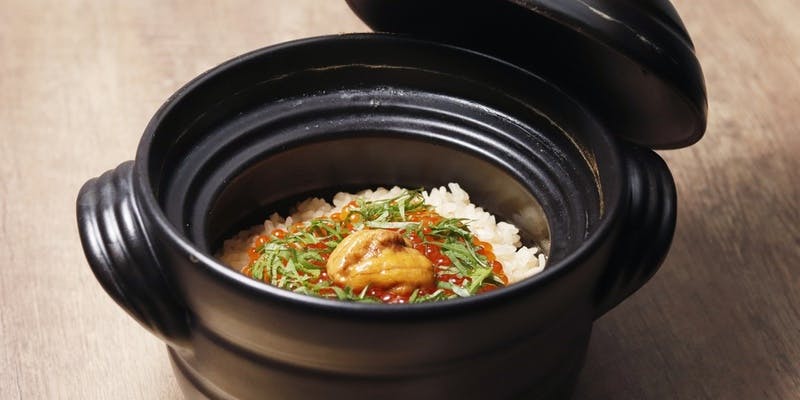 【2.5h日本酒＜15種＞飲み放題付】料理充実！魚刺し盛り合わせ＋選べる土鍋ごはん付コース【10品13種】