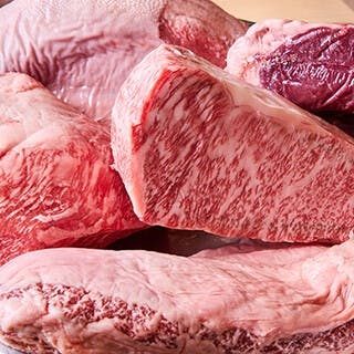 厳選された黒毛和牛の雌牛を堪能