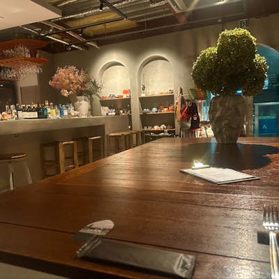 異国情緒と温もりを感じるデザイン