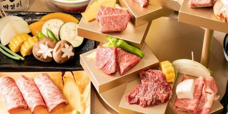 【神コース】一牛名物神戸牛8段盛り＆極上和牛握り寿司等を満喫（全16品）