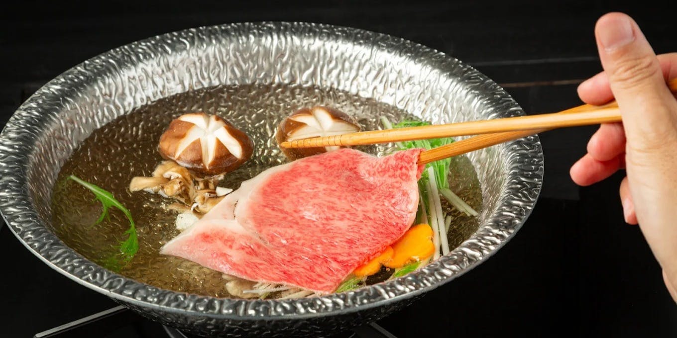 神戸和牛すき焼きしゃぶしゃぶ菊鶴 心斎橋店 - 画像14