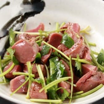 厳選された新鮮な鶏肉を使用