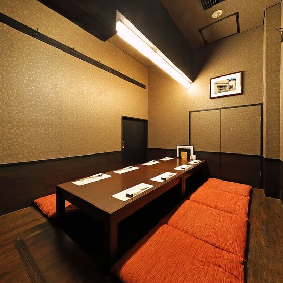 落ち着いた雰囲気の店内