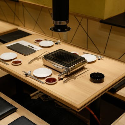 深夜3時まで営業、掘りごたつで上質な寛ぎ