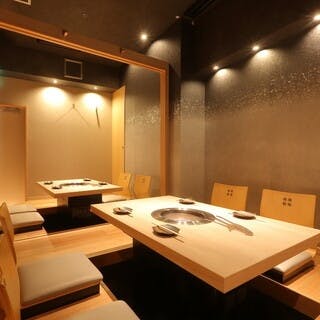 接待やデートに最適な完全個室を完備