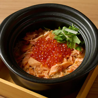 旬を味わう、四季折々の土鍋ご飯