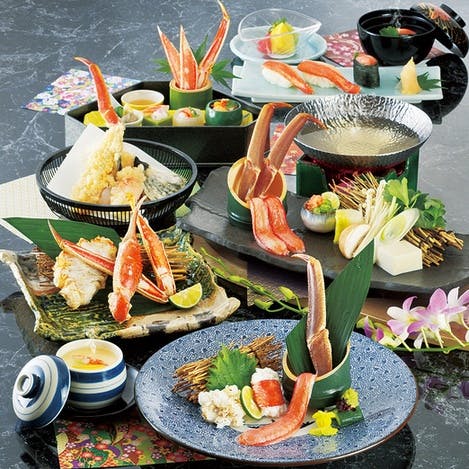 江坂店限定メニューも。かにの会席料理でゆったりランチ