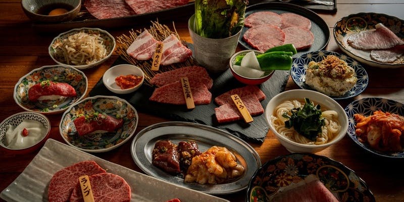 【最上級】「オールマイト」特上タン×飲めるローストビーフ×イチボの焼きすきのコース！2h飲み放題付