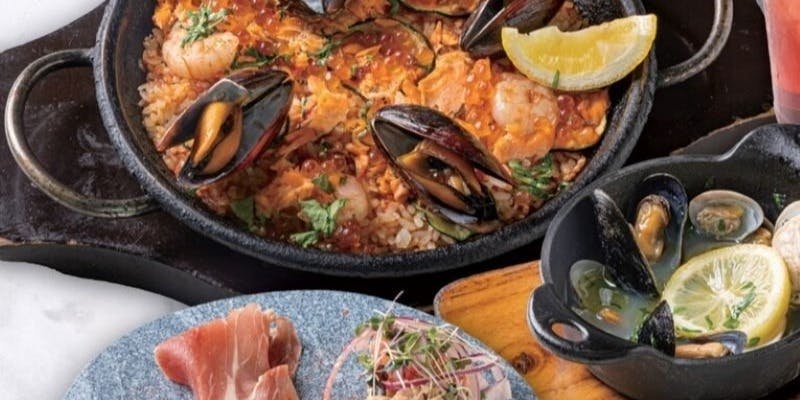 【平日限定】たっぷりの貝類やラ・コキーナ人気のタパス・選べるメインディッシュの贅沢ランチフルコース