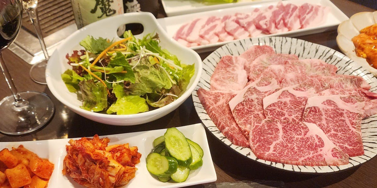 本格焼肉・もつ鍋 肉衛門 - 画像4