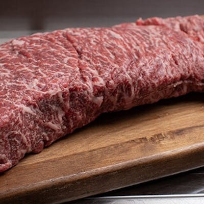 全国から厳選した和牛をリーズナブルに提供