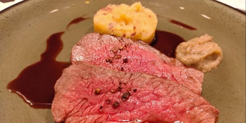 ディナーコース　～フォアグラやトリュフなど豪華食材を使用したお料理を含む全9品～