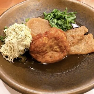 旬の味覚を楽しめるおでんとアラカルト