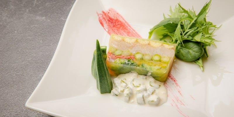 【京懐石フレンチコース】季節の移ろいを感じる、彩り豊かなフレンチを味わう（全6品）