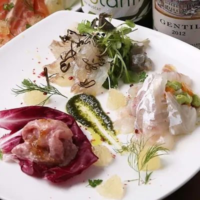素材の魅力を活かした創作料理