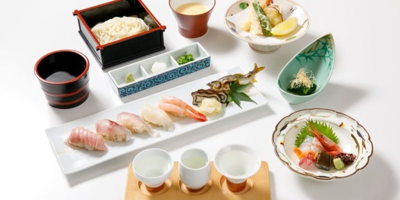 夜の富山づくし