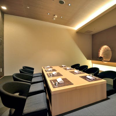 和の趣を感じる個室空間