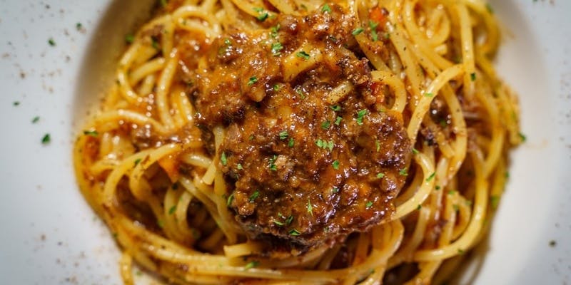 おまかせコース　4品＋カフェとプティフール