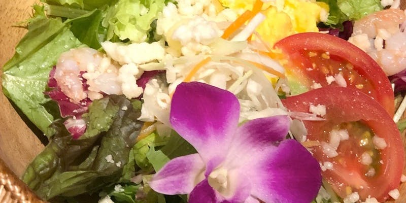 【忘年会プラン】飲み放題付！国産牛サーロインとアジアン料理を堪能