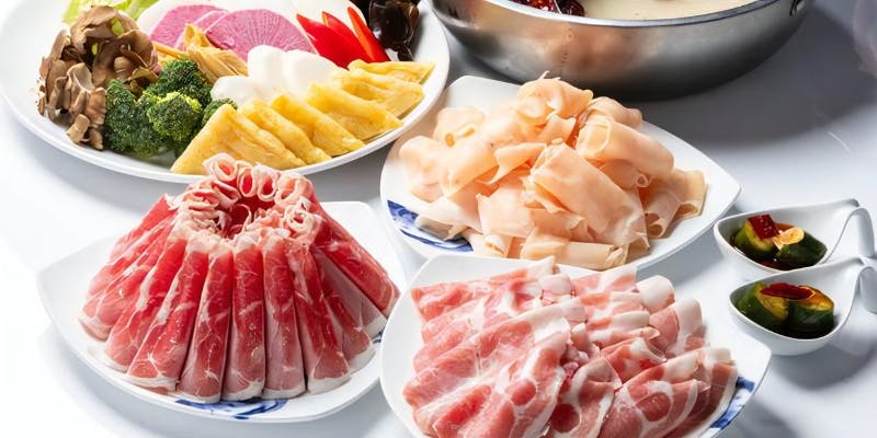 【代謝UPコース】唐辛子と生姜の薬膳火鍋で体を芯から温め、代謝を高めるスパイシーコース