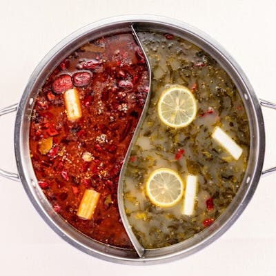 選べる2種類のスープで自分好みの味を堪能