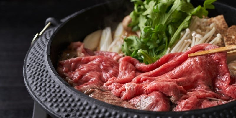 【黒毛和牛すき焼きコース極】お造り、黒毛和牛すき焼き、うどんなど全8品＋3H飲み放題（個室確約）