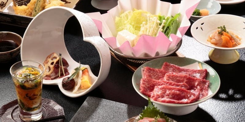 ＜90分飲み放題付き＞【葵　AOI】黒毛和牛すじ小鍋や季の物盛り合わせなど、水菓子まで楽しめる会席プラン