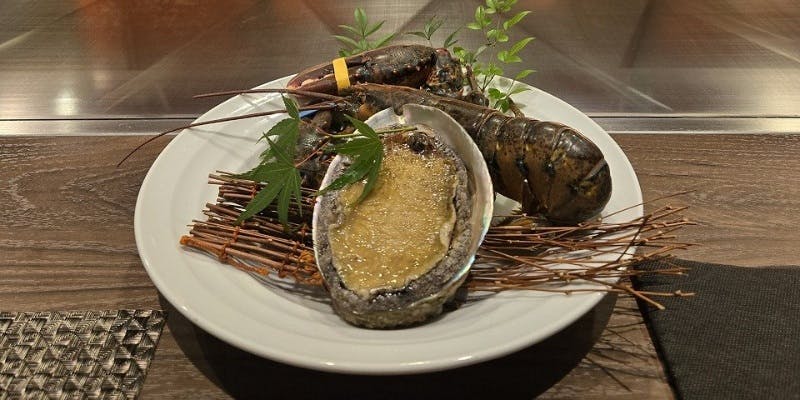 【至福の″糸″コース】生雲丹と活鮑のソテーなどこだわりの食材を味わい尽くすプラン　全12品