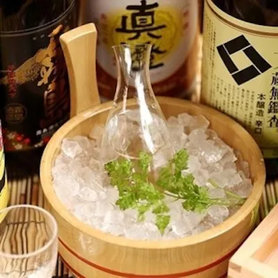 100種以上の美酒が揃う、贅沢なペアリング体験