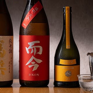 全国各地の日本酒を常時10種類ご用意