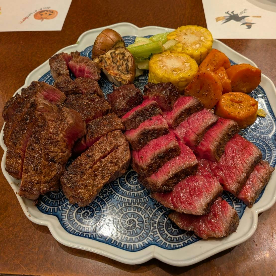 目の前で焼き上げる極上ステーキ