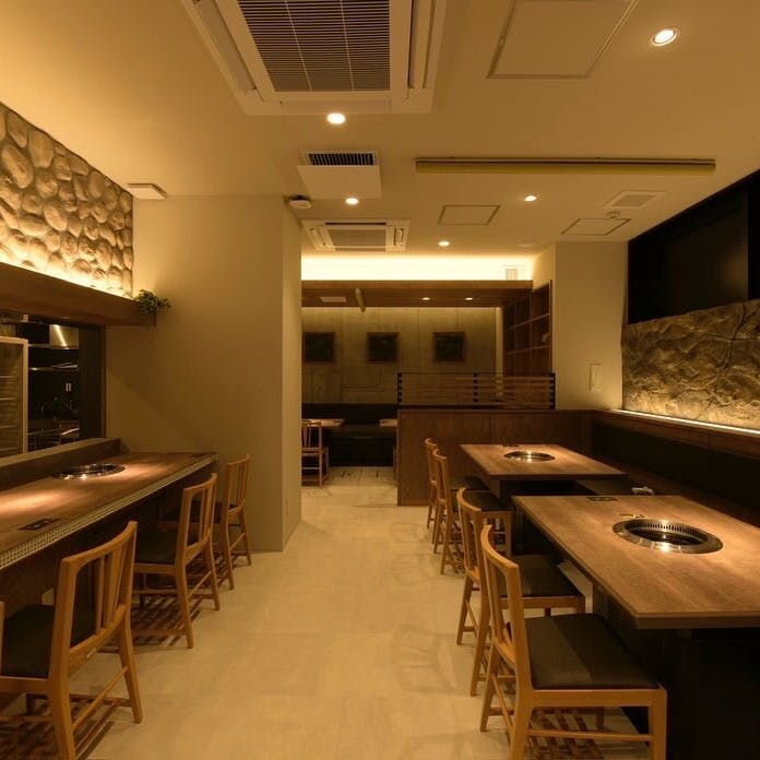 新鮮なホルモンの多彩なメニュー