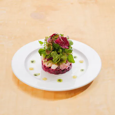 四季折々の風雅を味わう。旬の恵みが織りなす特別な美食体験