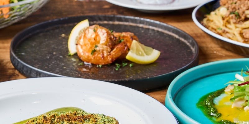 【俺のスペシャリテコース】世界三大珍味が食べられるオマール海老やロッシーニ「ハーフ」も味わえる