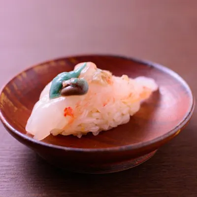 朝獲れ鮮魚の職人握り
