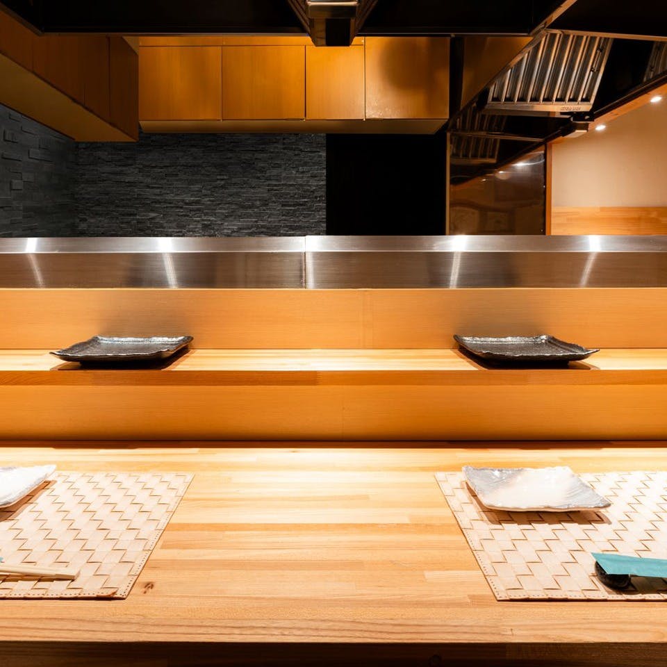 特等席で味わう、五感が悦ぶ食の舞台