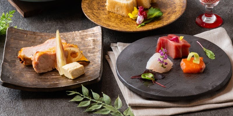 【日本酒5種ペアリング】鯛の土釜が楽しめる／カジュアルコース（料理7品＋日本酒ペアリング）