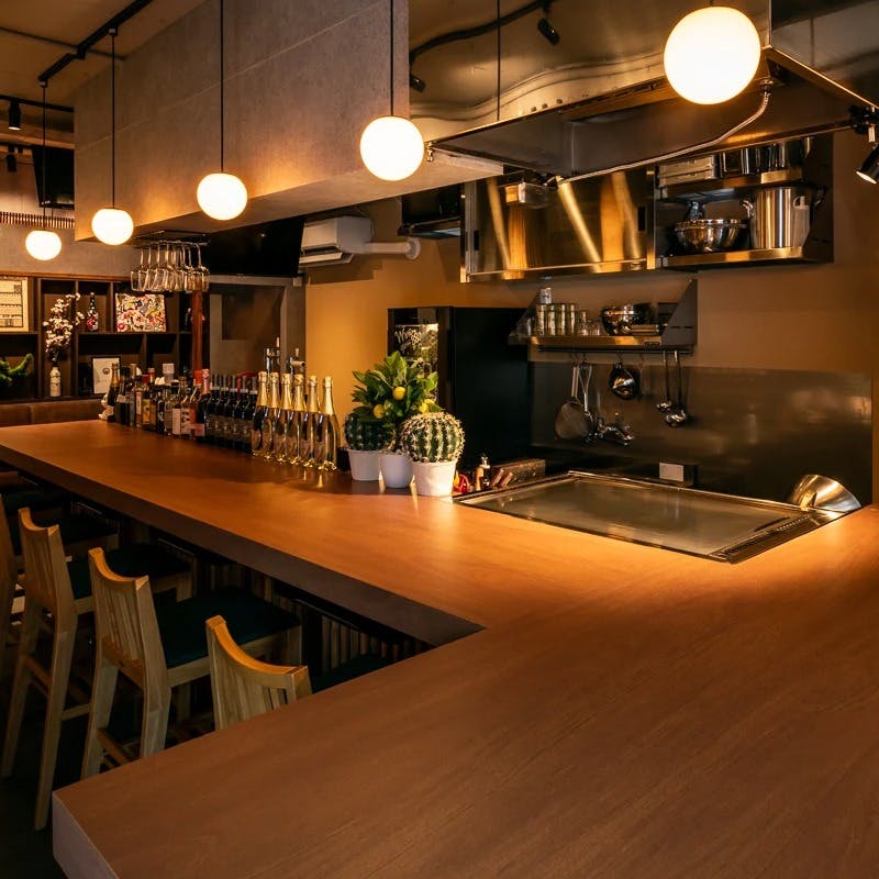 大人の時間を演出する、上質で静謐な空間